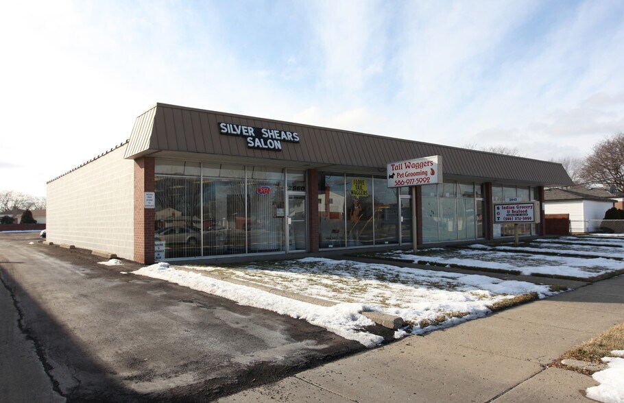 More Photos Of 2830-2860 E 14 Mile Rd, Warren Storefront Retail Office For Lease