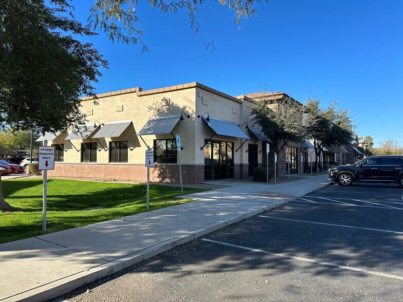 Primary Photo Of 7400 S Power Rd, Gilbert Medical For Lease