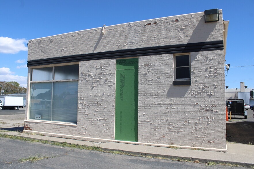 More Photos Of 361 Main Ave W, Twin Falls Freestanding For Sale