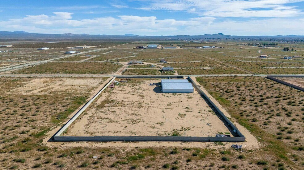 More Photos Of 22245 Mitchell Blvd, California City Warehouse For Lease