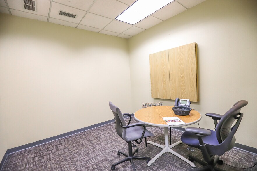 More Photos Of 3811 NW 40th Ter, Gainesville Office For Lease