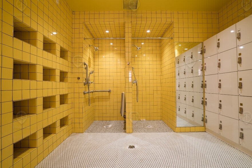 More Photos Of 200 Central Park S, New York Multifamily For Sale