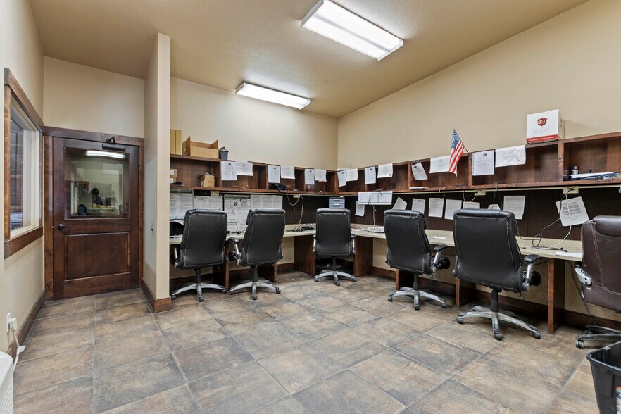 More Photos Of 1005 S Montana St, Butte Warehouse For Sale