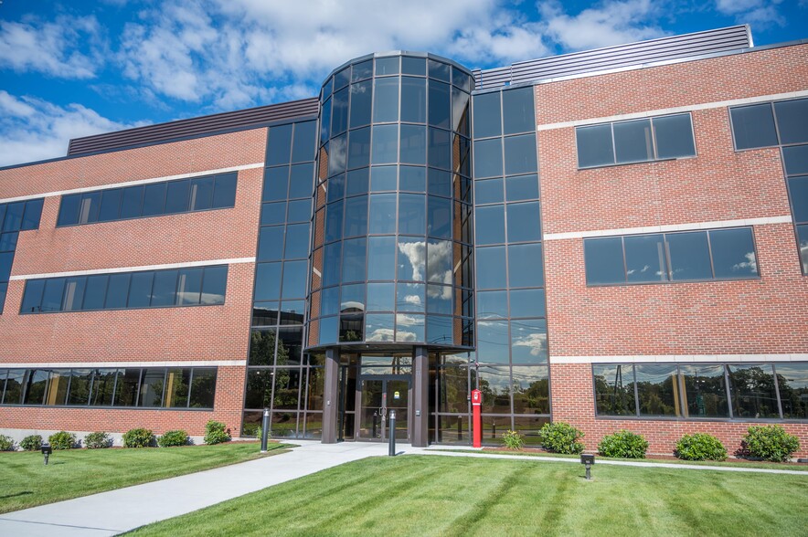 More Photos Of 11 Pleasant Street Connector, Framingham Religious Facility For Sale