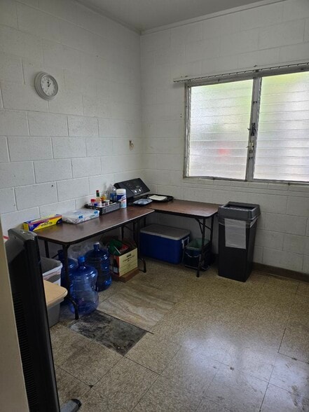 More Photos Of 4321 Lawehana St, Honolulu Land For Lease