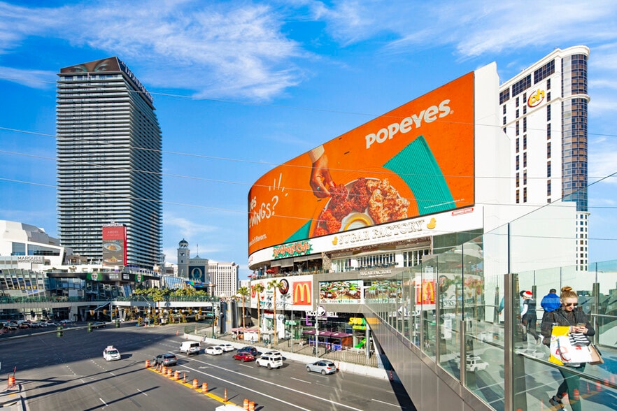 More Photos Of 3717 S Las Vegas Blvd, Las Vegas Unknown For Lease