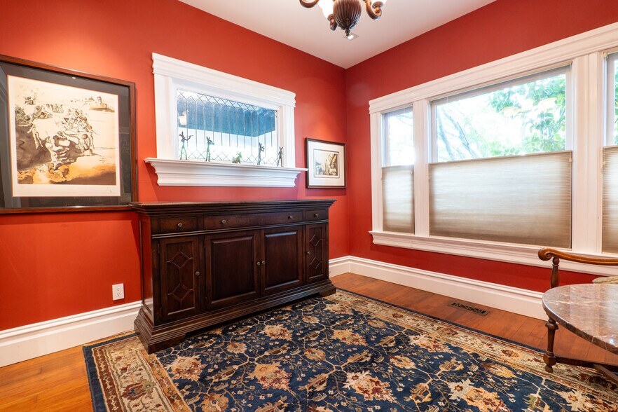 More Photos Of 1133 Seminary St, Napa Storefront Retail Office For Sale