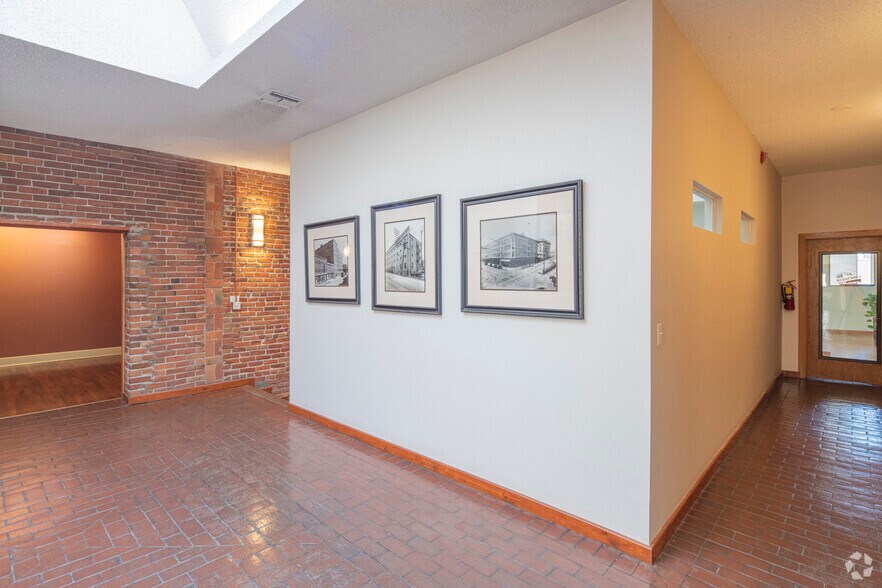 More Photos Of 1530 Blake St, Denver Storefront Retail Office For Lease