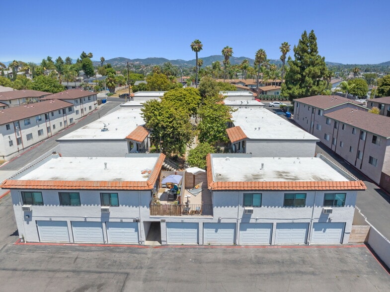 More Photos Of 628 W California Ave, Vista Apartments For Sale