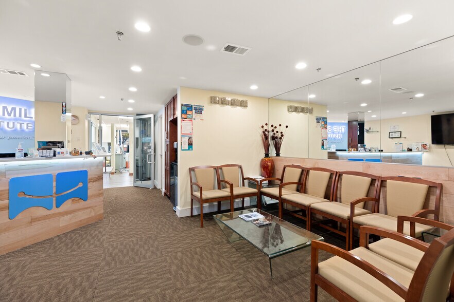 More Photos Of 1842 Beacon St, Brookline Medical For Sale