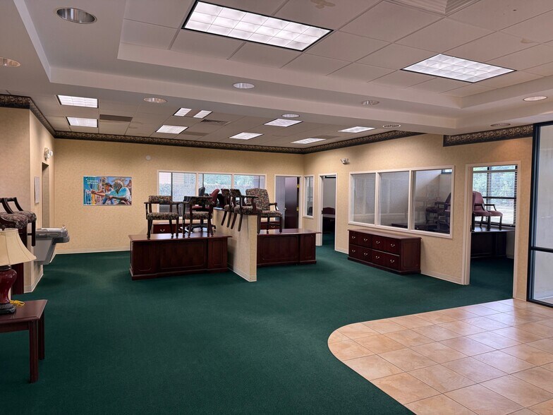 More Photos Of 2440 Sunset Point Rd, Clearwater Medical For Lease