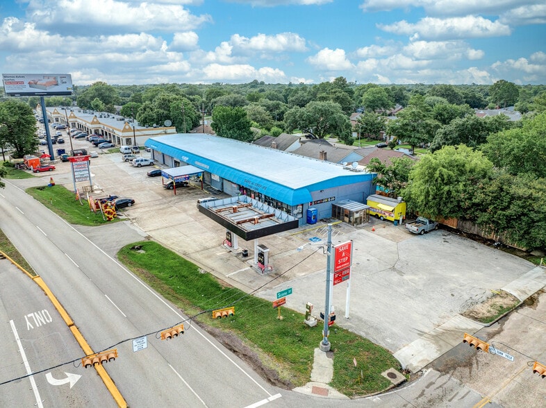 More Photos Of 16500 Clay Rd, Houston Storefront For Lease