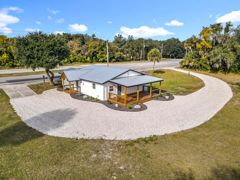More Photos Of 379 N State Road 415, Osteen Office For Lease