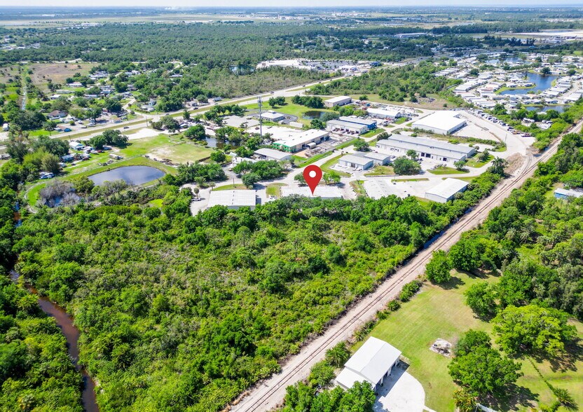 More Photos Of 5524 Independence Ct, Punta Gorda Warehouse For Sale