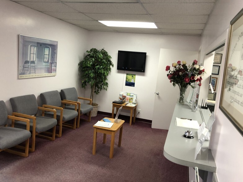 More Photos Of 1840 Forest Hill Blvd, West Palm Beach Medical For Sale