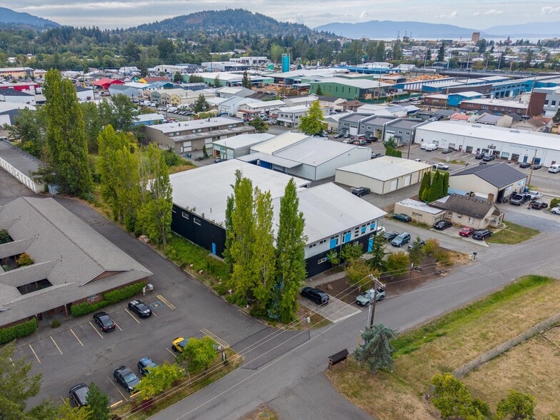 More Photos Of 1600 Carolina St, Bellingham Industrial For Sale