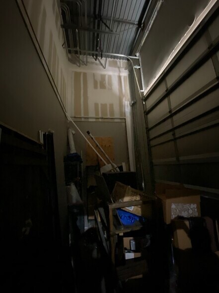 More Photos Of 6557 Hazeltine National Dr, Orlando Distribution For Lease