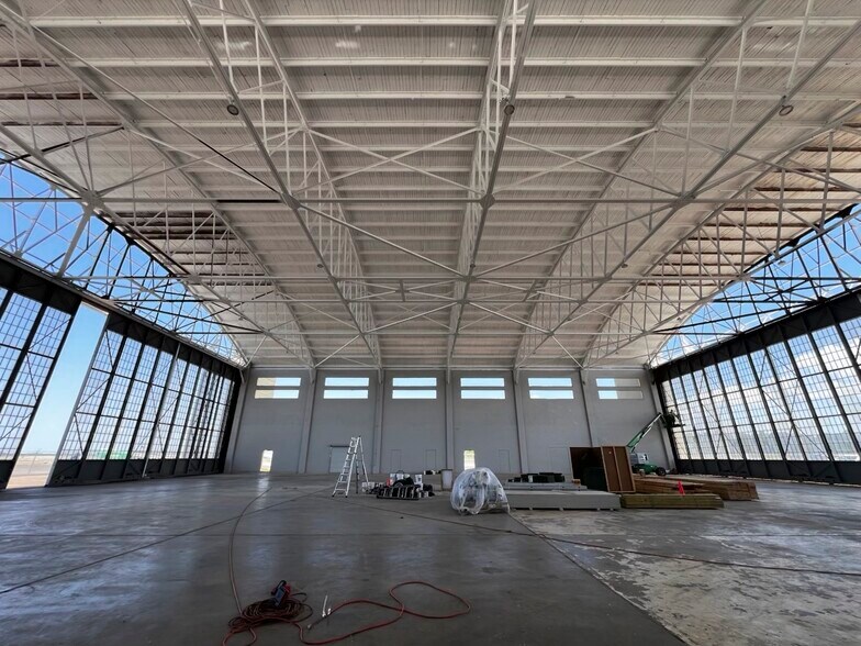 More Photos Of 8100 Airbus Military Dr, Mobile Airplane Hangar For Lease