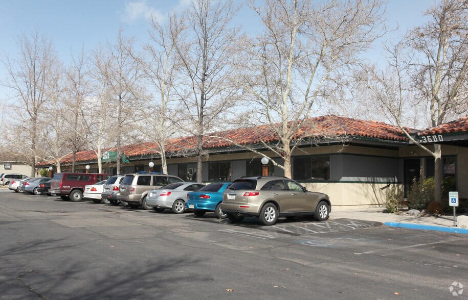 Primary Photo Of 3670 Grant Dr, Reno Medical For Lease