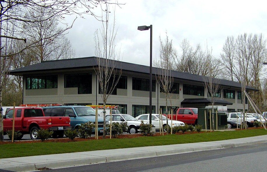 More Photos Of 5825 221st Pl SE, Issaquah Office For Lease