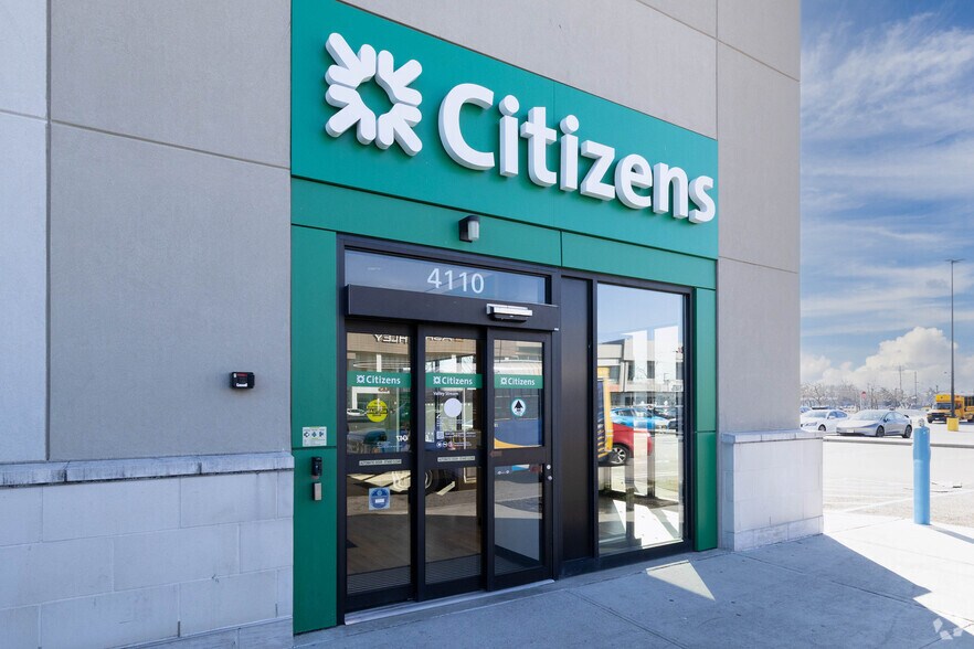More Photos Of 750 W Sunrise Hwy, Valley Stream General Retail For Lease