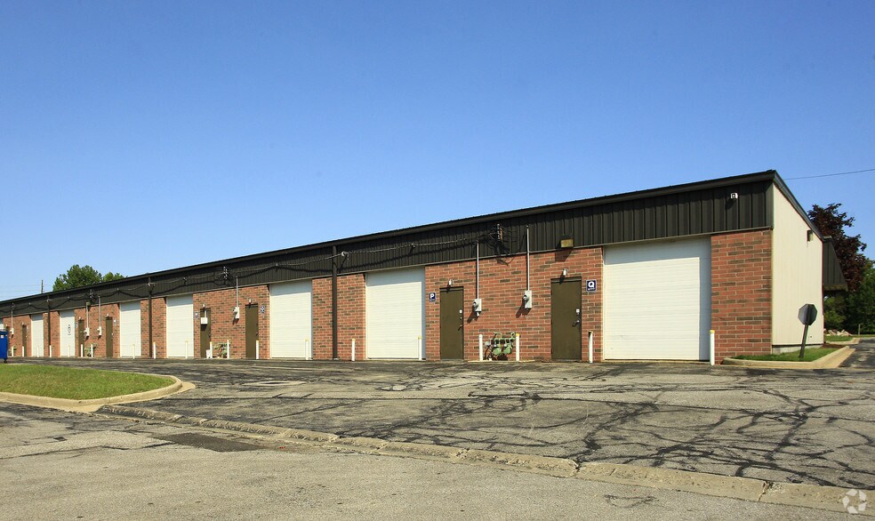 More Photos Of 6751 Engle Rd, Middleburg Heights Unknown For Lease