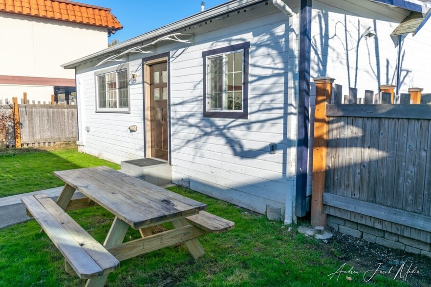 More Photos Of 436 Wells Ave N, Renton Apartments For Sale