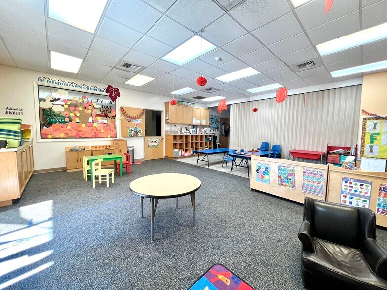 More Photos Of 3947 Kimber Dr, Thousand Oaks Specialty For Sale