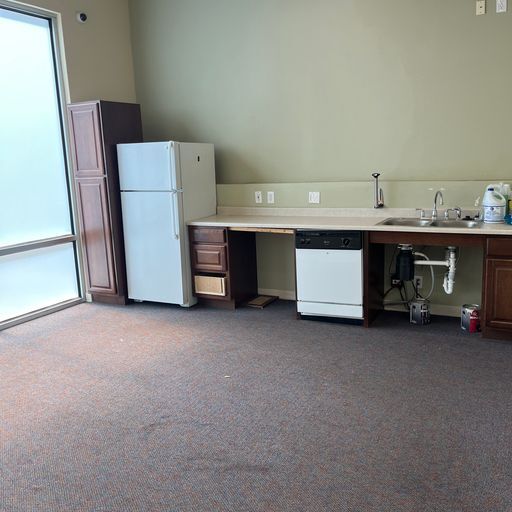 More Photos Of 570 N Murray Blvd, Colorado Springs Freestanding For Sale