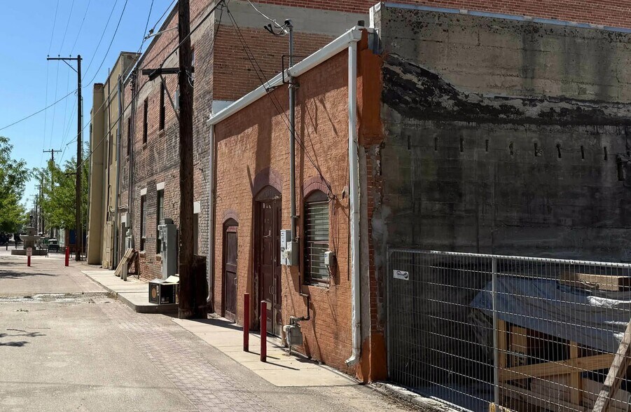 More Photos Of 615 Main St, Caldwell Storefront Retail Office For Sale
