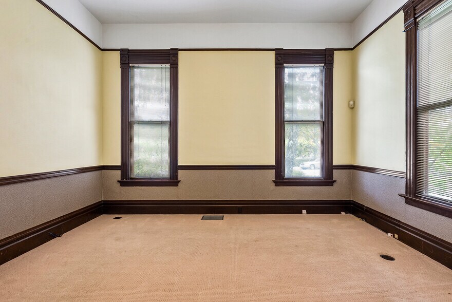 More Photos Of 603 Mission St, Santa Cruz Office For Sale