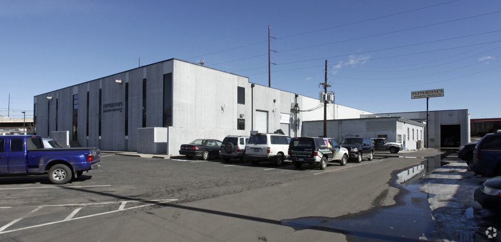 More Photos Of 790 Umatilla St, Denver Warehouse For Lease