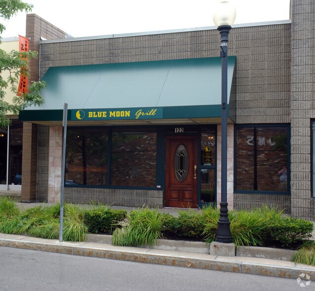 More Photos Of 122 Cayuga St, Fulton Restaurant For Sale