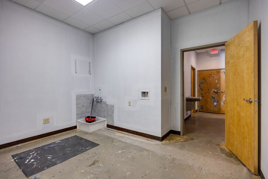 More Photos Of 2271 Gunbarrel Rd, Chattanooga Unknown For Lease