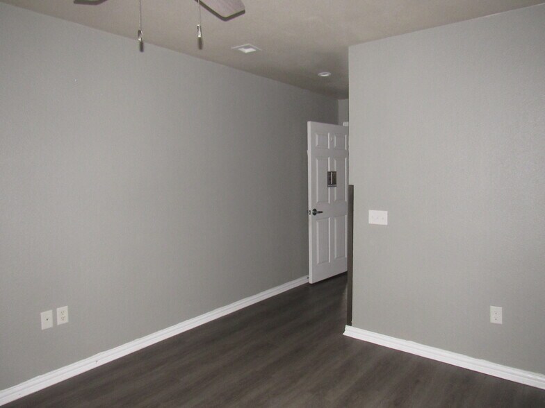 More Photos Of 4318 W Crawford St, Denison Assisted Living For Sale