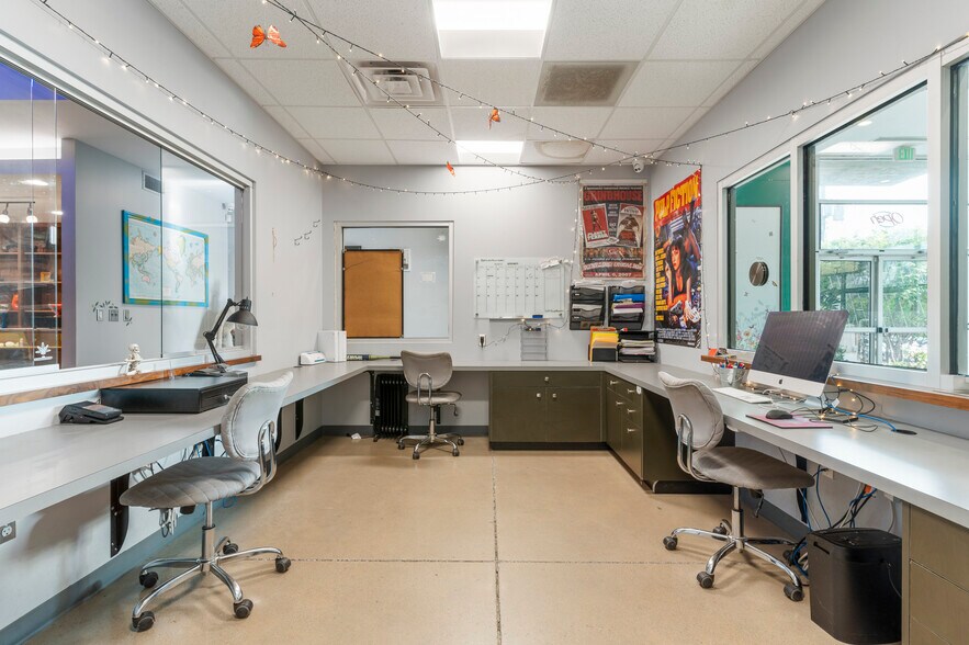 More Photos Of 621 S Kenosha Ave, Tulsa Auto Repair For Sale