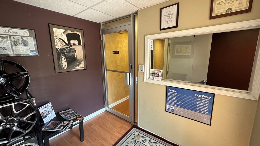 More Photos Of 231 Moorestown Dr, Bath Manufacturing For Sale