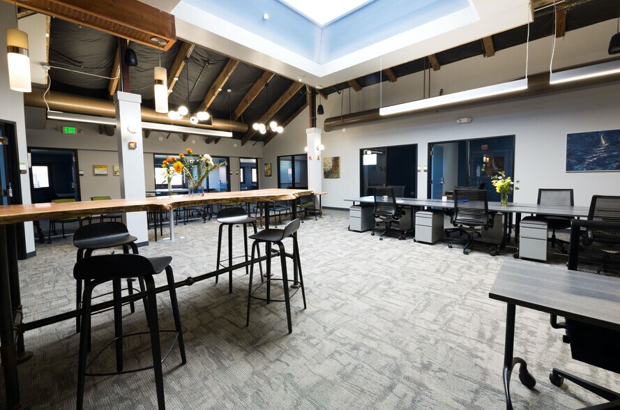 More Photos Of 1875 S Bascom Ave, Campbell General Retail For Lease