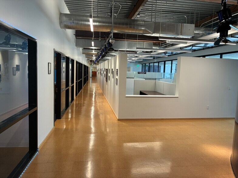 More Photos Of 3220 Winona Ave, Burbank Coworking Space