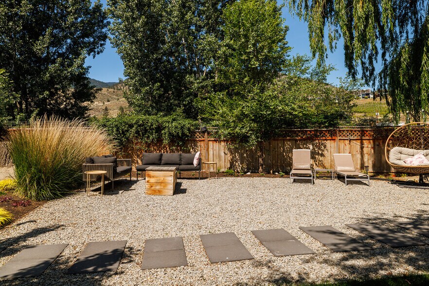 More Photos Of 4201 Skaha Lake Rd, Penticton Hotel For Sale