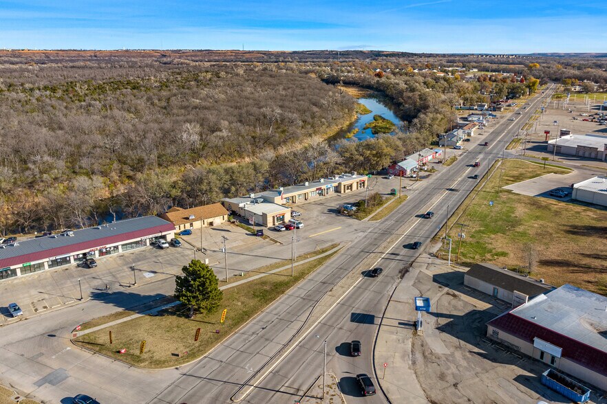 More Photos Of 204 E Grant Ave, Junction City Storefront For Sale