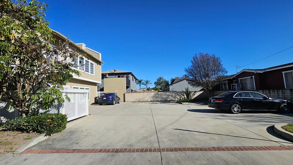 More Photos Of 3828 W Commonwealth Ave, Fullerton Office For Lease