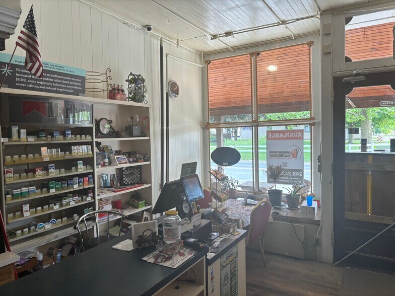 More Photos Of 9607 6 Mile Rd, Northville Storefront Retail Residential For Lease