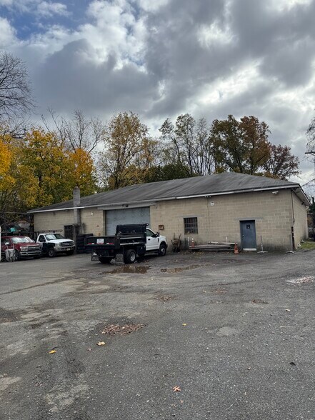 More Photos Of 9 Dodd St, East Orange Industrial For Lease