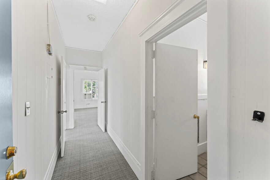 More Photos Of 4000 Broadway, Oakland Medical For Lease
