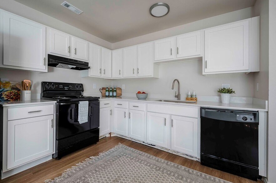 More Photos Of 275 S Fort Ln, Layton Apartments For Sale