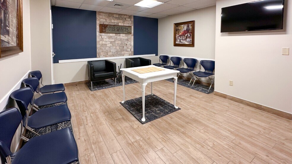 More Photos Of 60 Westwood Ave, Waterbury Medical For Sale