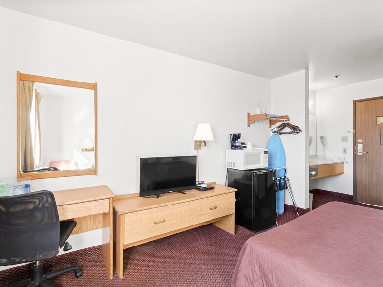 More Photos Of , Elko Hospitality For Sale