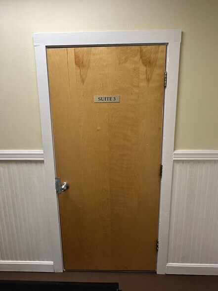 More Photos Of 5 Warren St, Concord Storefront Retail Office For Lease