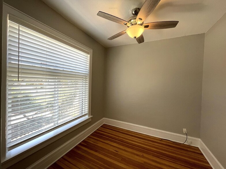 More Photos Of 146 N Logan St, Denver Specialty For Sale